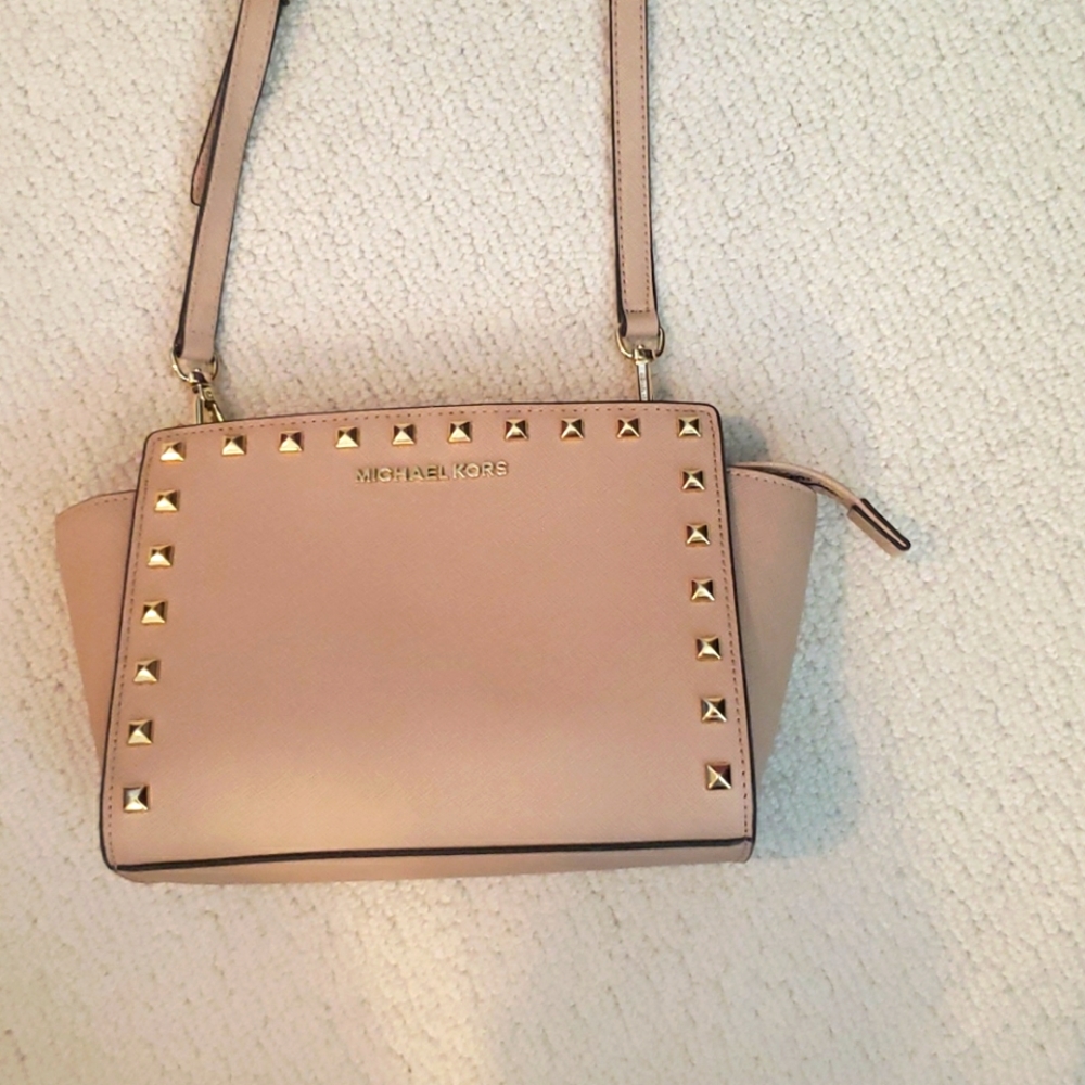 Michael Kors tan shoulder purse - NEW